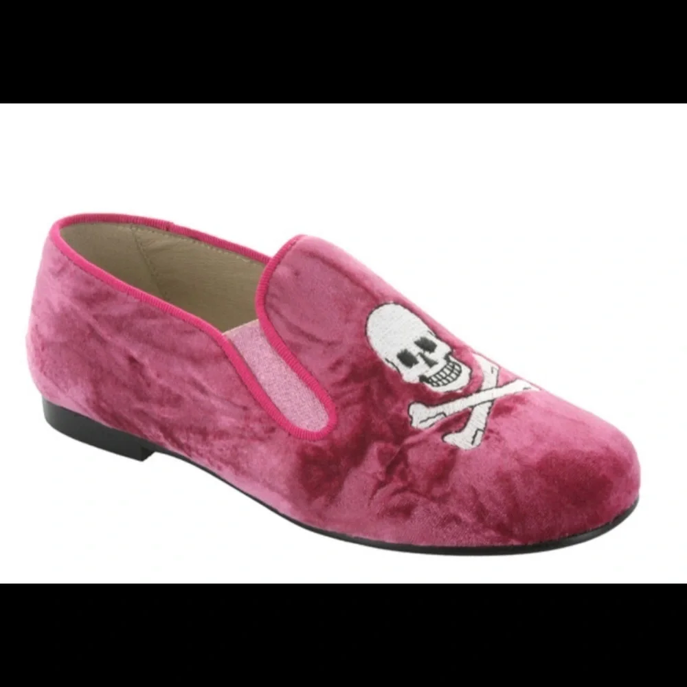 Hoo Barron Skull Smokng Shoe